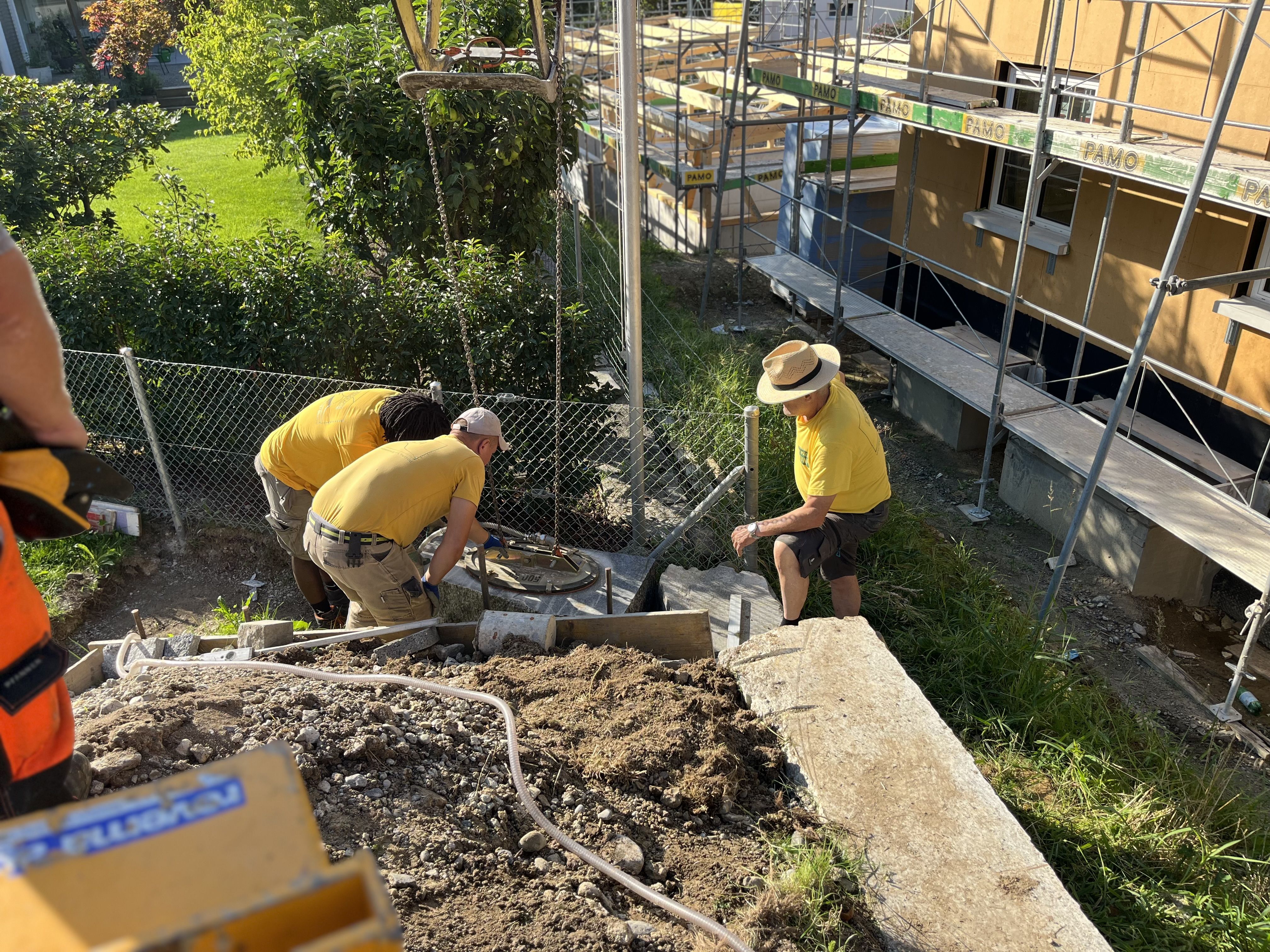 Laederach Gartenbau - Teamwork im Gartenbau - Huenenberg Gartenbau