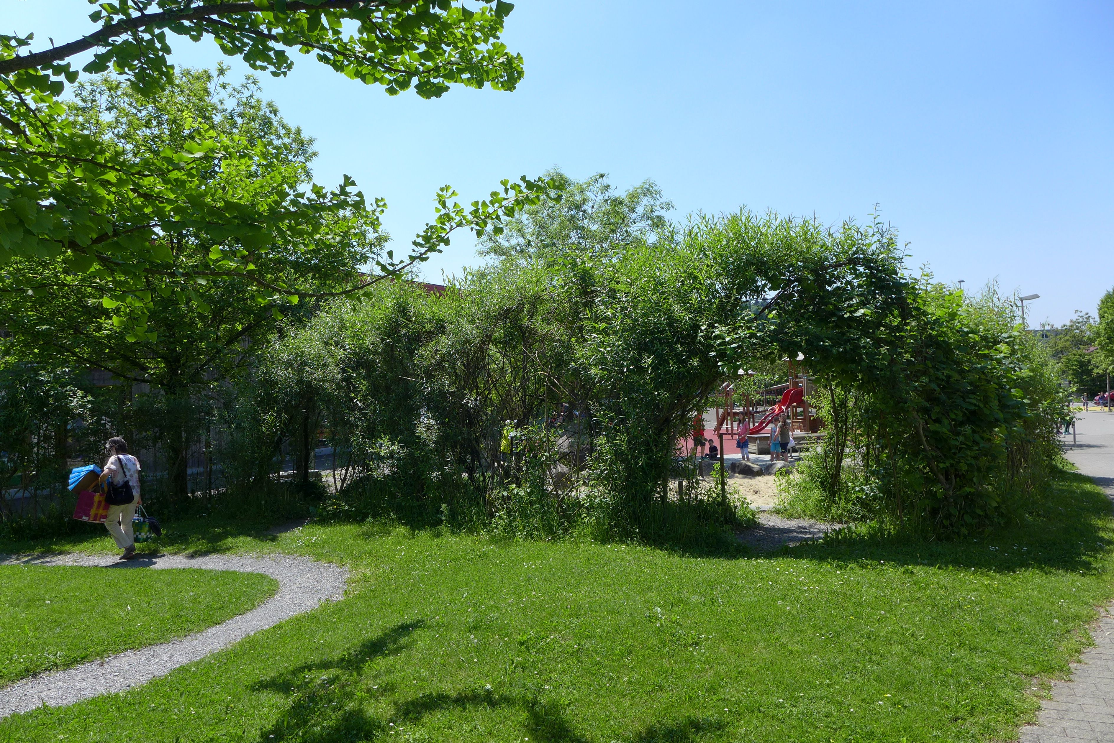 Laederach Gartenbau - Weidenpavillon - Gartenbau