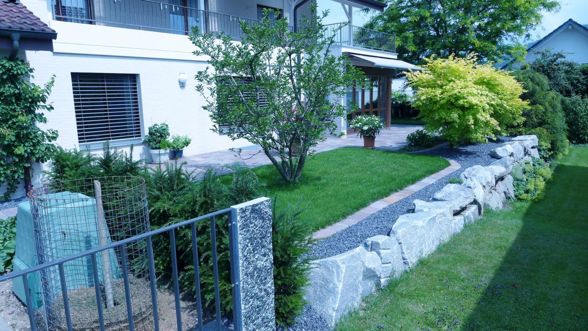 Laederach Gartenbau - Zyklopenmauersteine - Gartenbau