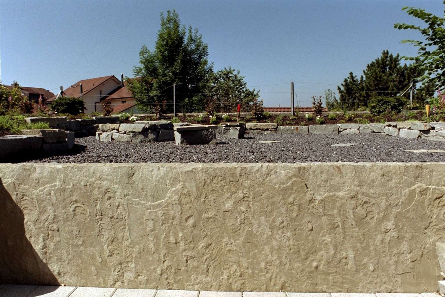 Laederach Gartenbau - Krustenplatten - Sandstein - Gartenbau